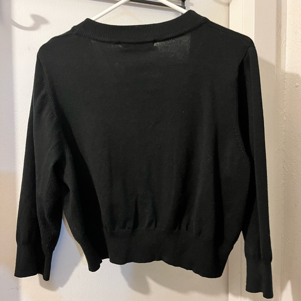 Mak- size 1XL- perfect black stretch cropped cardi w/ buttons. EUC. - Picture 4 of 4